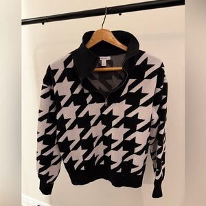 Nine West Black and White Zip-Up Sweater